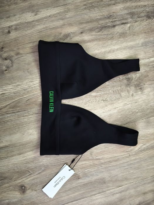 Calvin Klein. Góra od bikini