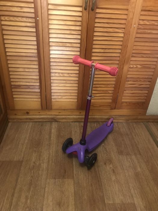 ПРодам детский  самокат
