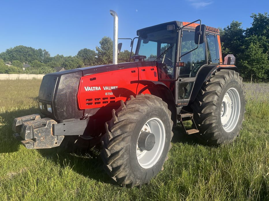 Valtra Valmet 8750