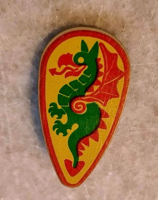 Tarcza i chorągiew smocza LEGO