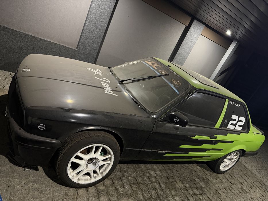 Drift BMW E30 328 строкер