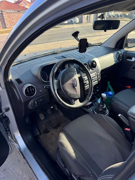 Ford Fusion+ 1.4 бензин 2005