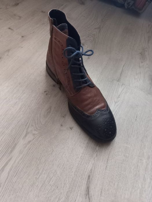 Взутя італійське осінні