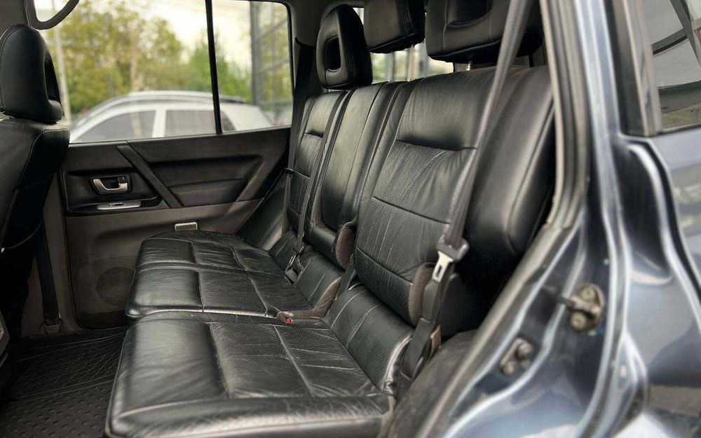 Mitsubishi Pajero 2006