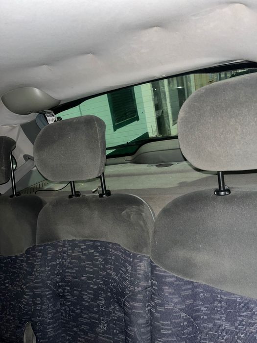 Vende-se Carro Renault
