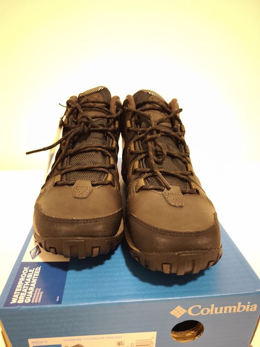 Botas Columbia "Woodburn" Novas - 41