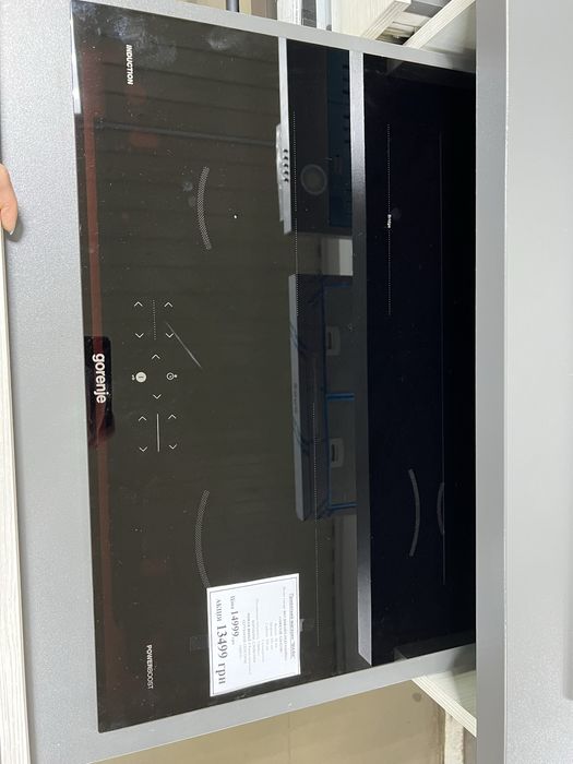 Індукційна варильна поверхня, стан нової, майже не користувалися goren