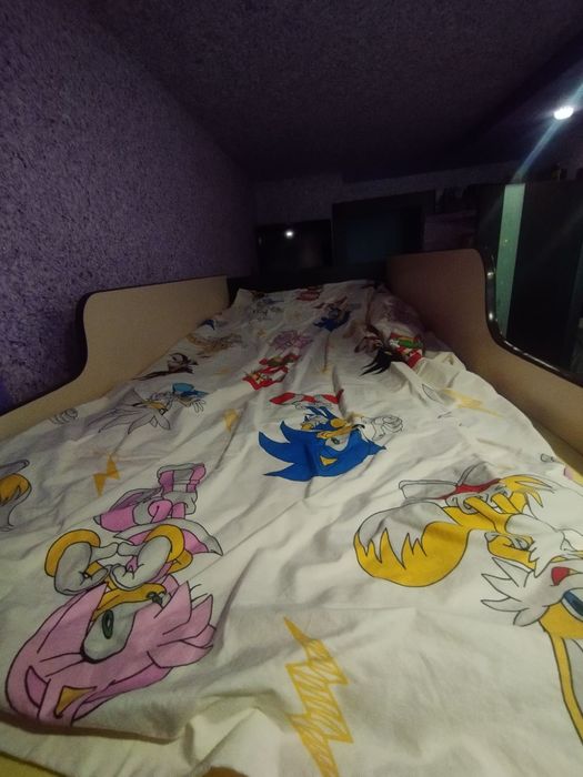 Дитяче ліжко горище