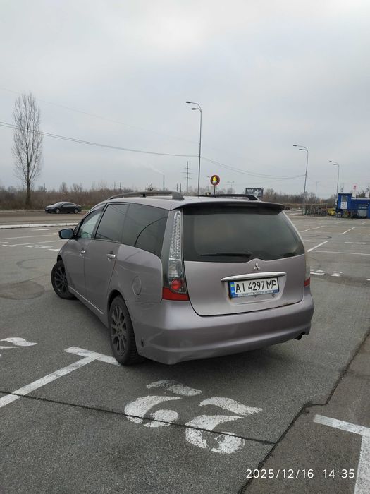 Mitsubishi Grandis 2006 Автомат