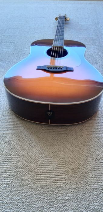 Guitarra electroacustica Yamaha LL-TA.