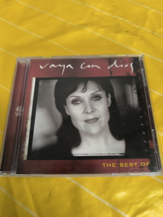 Lote de CDs + 1 DVD – Música Variada