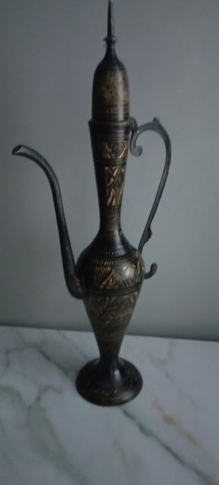 Посуда, старинные кувшуны
