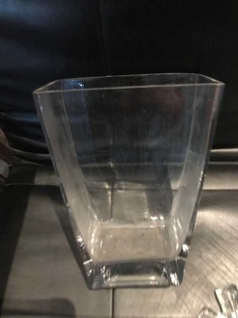 Vintage glass pitcher in good condition