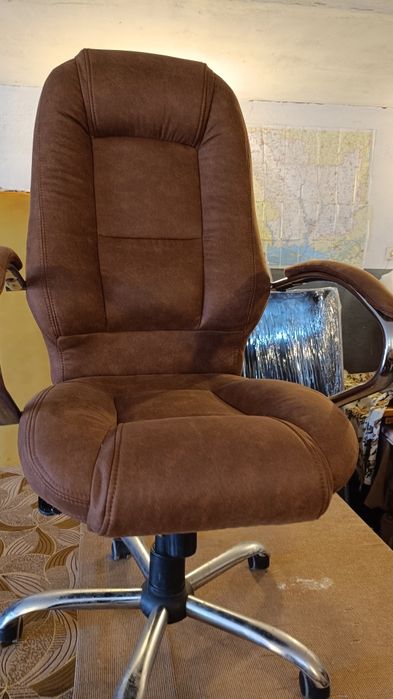 Реставрация.Перетяжка мебели и ремонт мягкой мебели.Кровать.,диван, ст