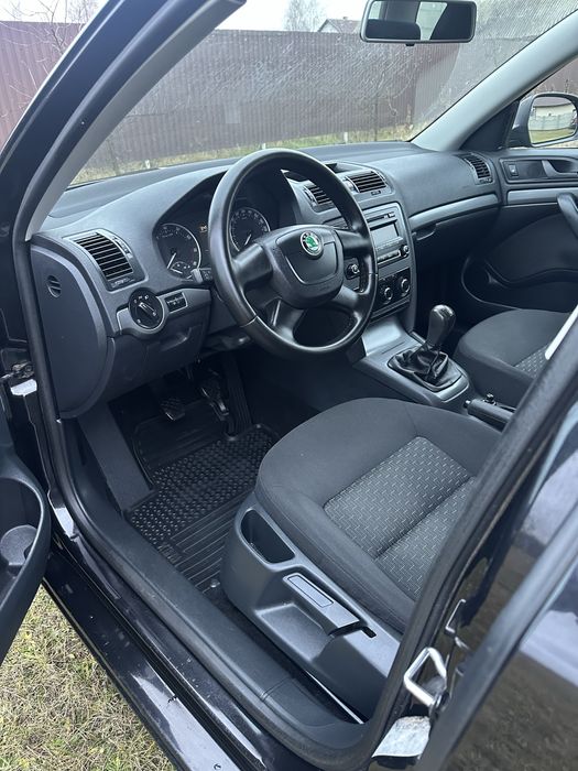 SKODA OCTAVIA 2011p. 1.4 90kw