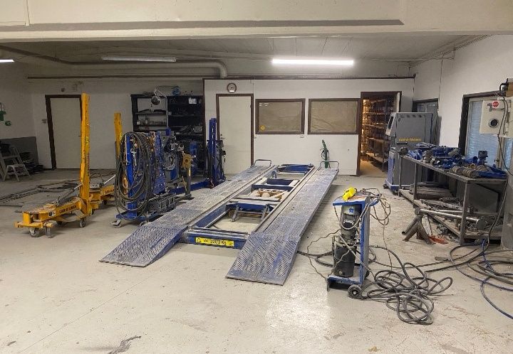 Rama blacharska naprawcza car o Liner bench rack