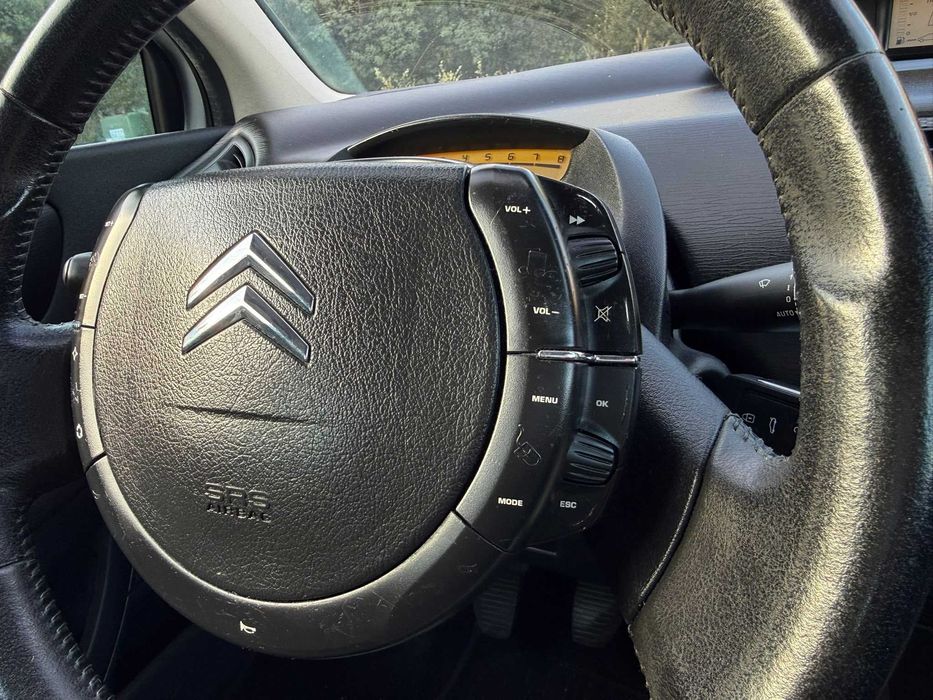 Citroen C4 1.4 16V SX