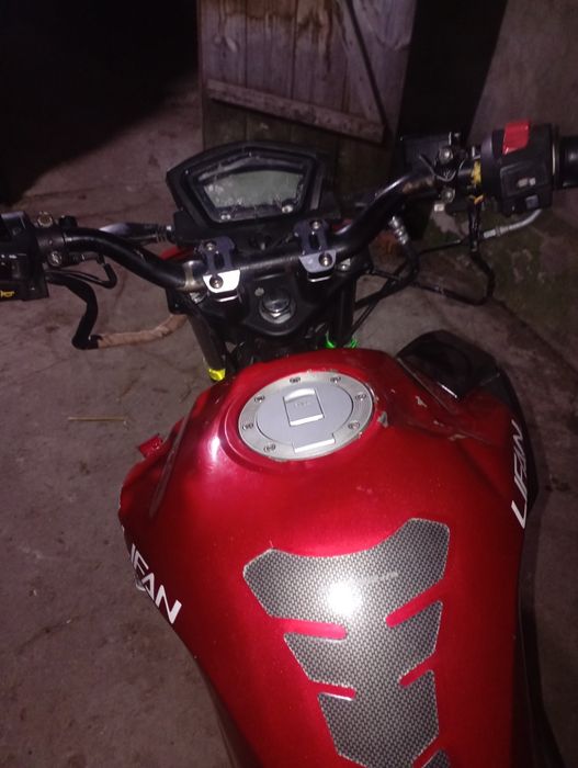 Продам ліфан jr200