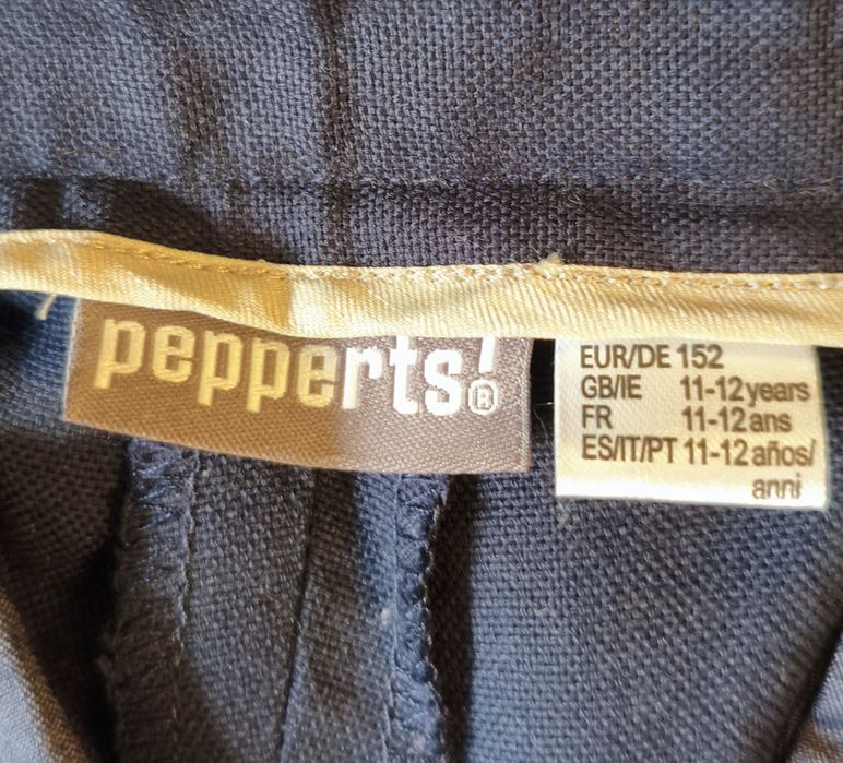 Spodnie chłopięce materiałowe r.152