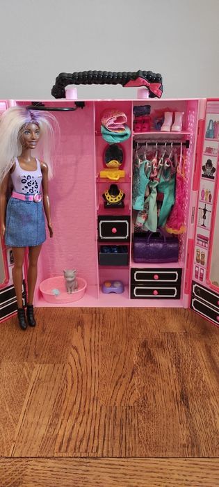 Barbie Garderoba Walizka