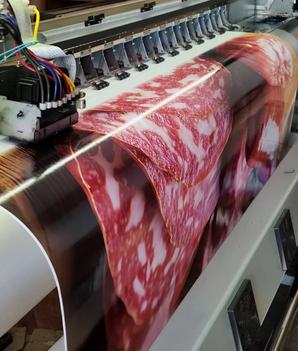 Банер, плівка, сітілайт, широкоформатний друк, великий банер