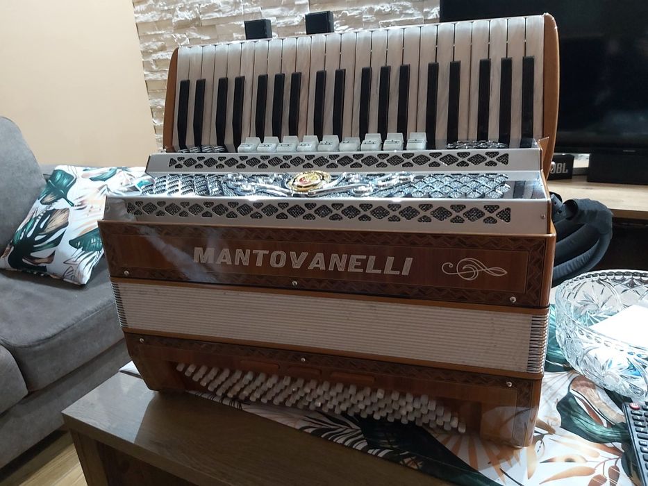 Akordeon Mantovanelli