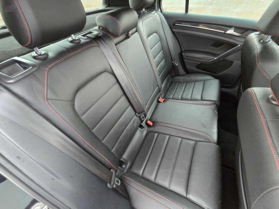 Volkswagen Golf GTI S      2015