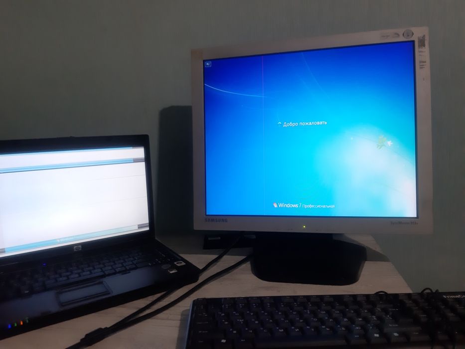 Монитор большой самсунг