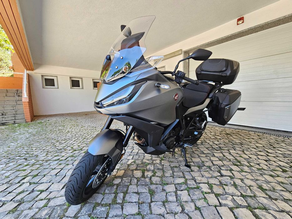 Honda NT 1100 DCT de 2024 com apenas 375 kms com garantia