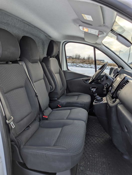 Wynajem auta dostawczego Opel Vivaro Long Transport, Przeprowadzki