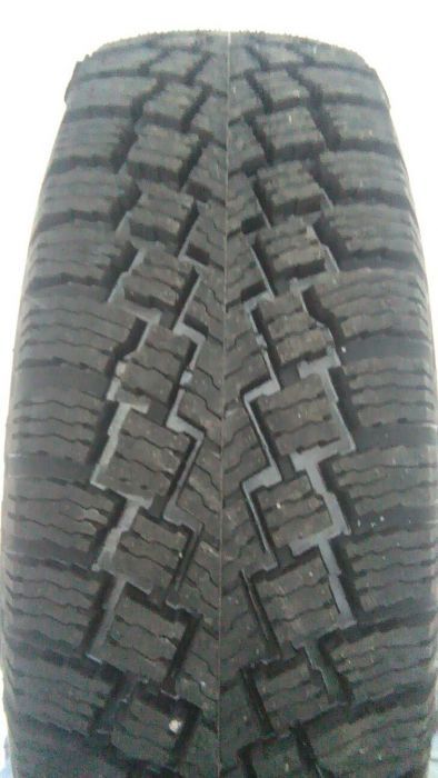 195/70R15C kopia NOKIAN zimowe bieżnikowane opony BUS , 4X4 , PROMOCJA