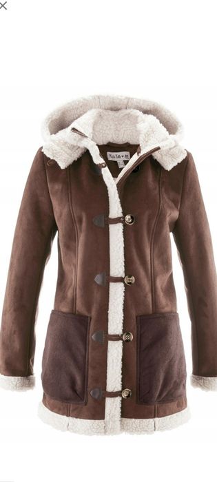 Kożuch damski z kapturem 52