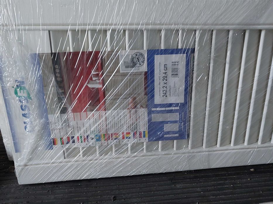 Ażurowe fronty półki Białe Drewno