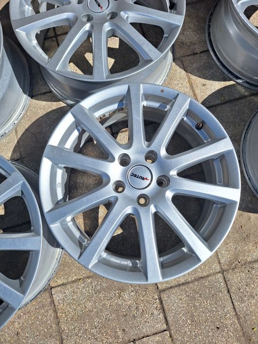 Alufelgi Autec do Audi 5x112 17 cali