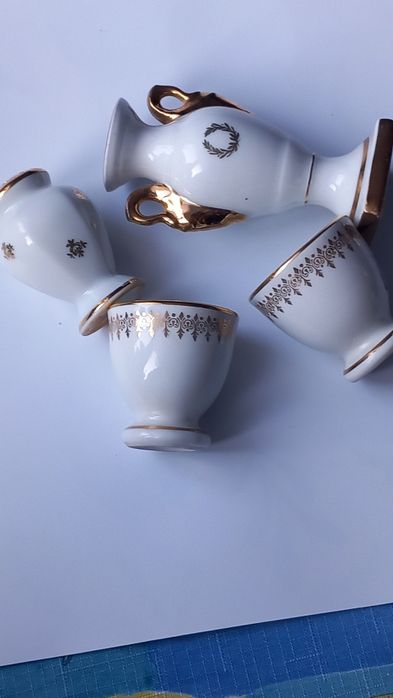 Zestaw francuskich porcelanowych bibelotów