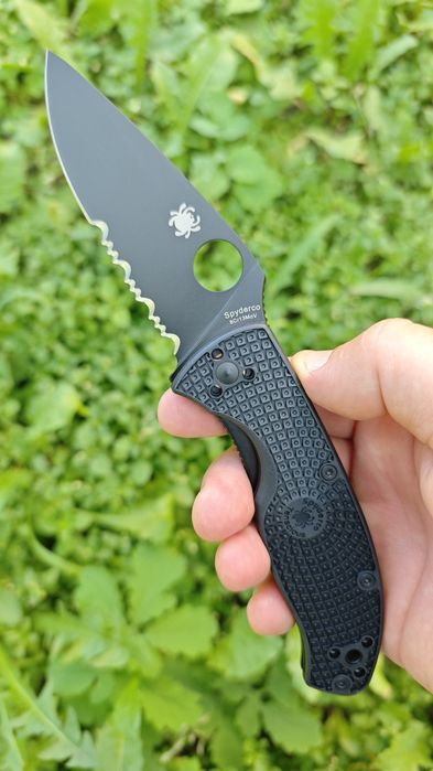 Spyderco Tenacious Lightweight Knife Black FRN Handle Partially Serrated Black (C122PSBBK), повністю чорний тактичний ніж G10,складной нож тактический
