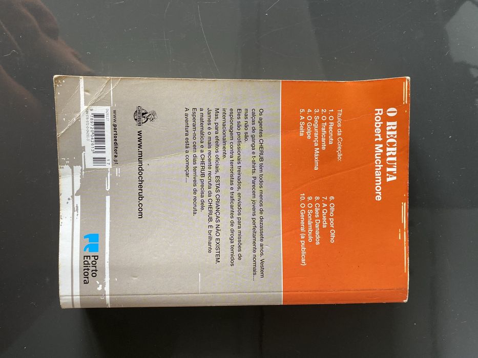 Livro “O recruta” Cherub