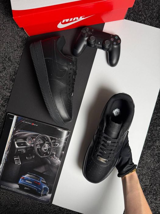 Чоловічі  кросівки найк аір форс Nike Air Force 1 '07 Black [41-45]