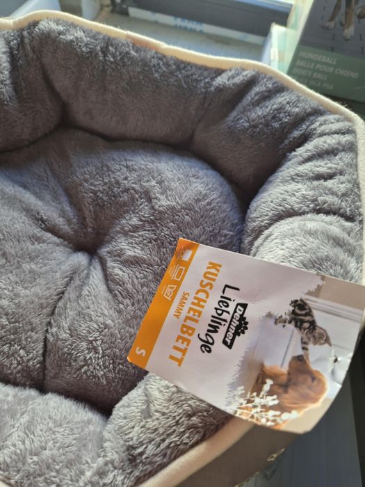 Nowe leżysko Dehner dla zwierząt szaro-biale