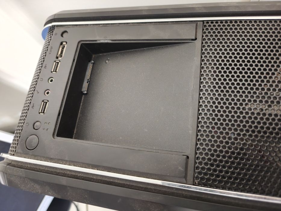 Cooler Master CM 690 II Advanced (caixa de PC)