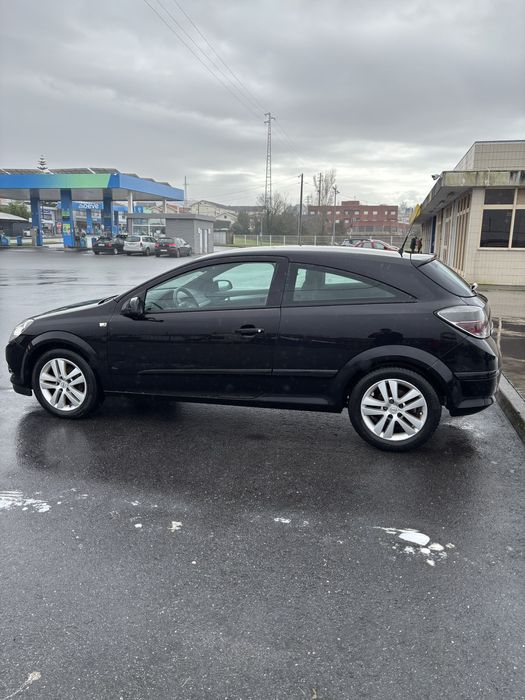 Opel astra gtc 1.3 5 lugares 2008