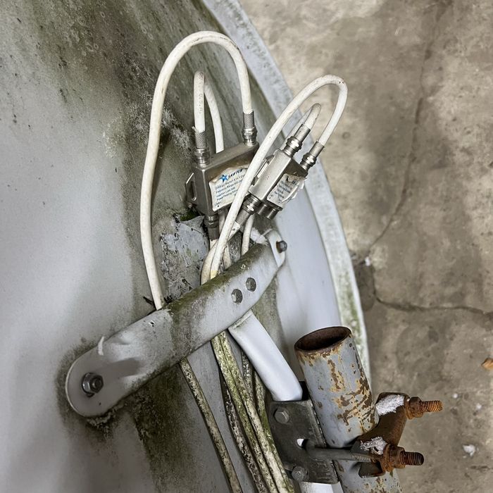 Супутникова тарілка спутниковая тарелка тв tv б у