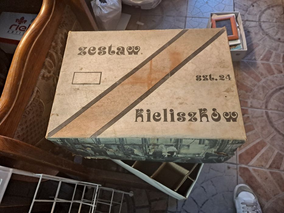 Zestaw kieliszków prl 22szt