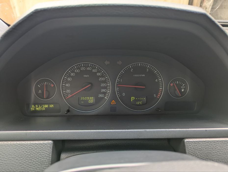 Вольво x c 90 2.4 дизель