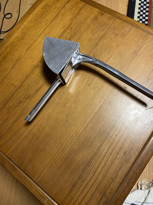 Espremedor alhoou batata como novo