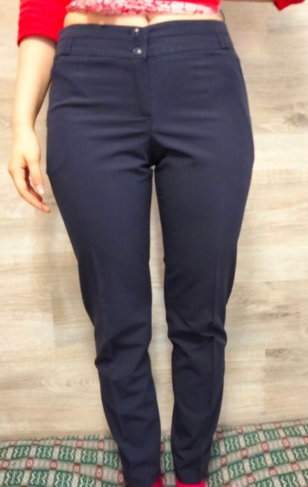 Класичні брюки темно-сині розмір s