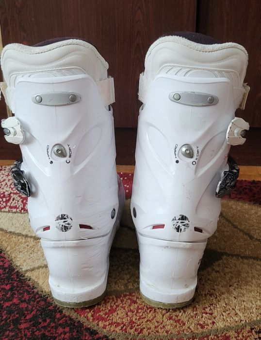 Лижні ботінки Rossignol