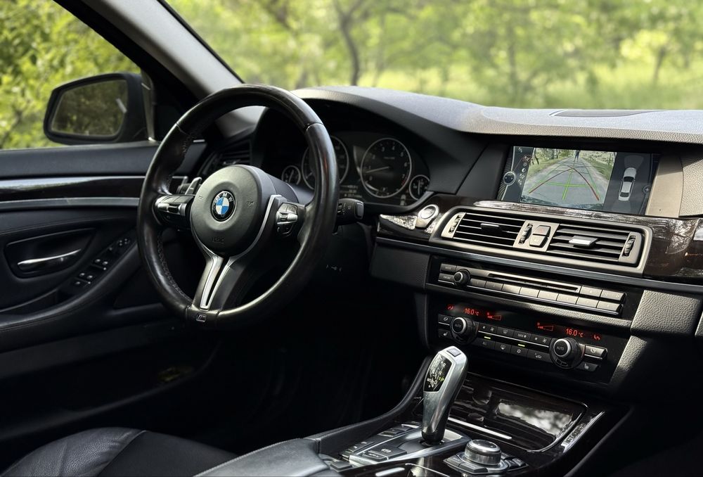 Продам. Bmw 535i
