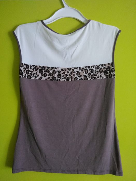 Bluzka bez rękawków