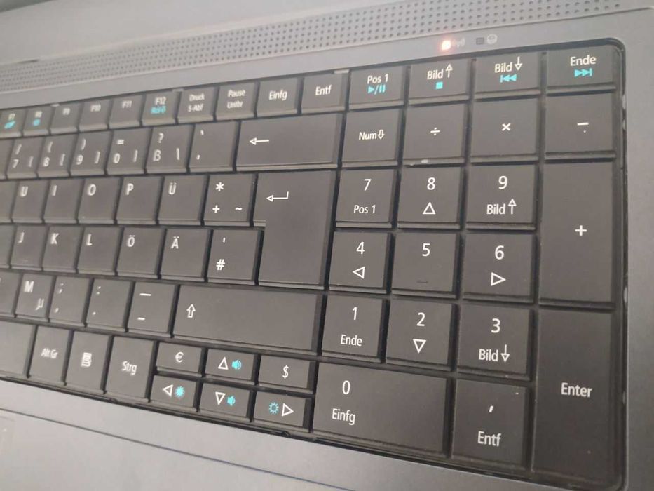 Ноутбук, Acer TravelMate 5742, 15.6", Intel Core i3, HDD 500, ОЗП 8 ГБ